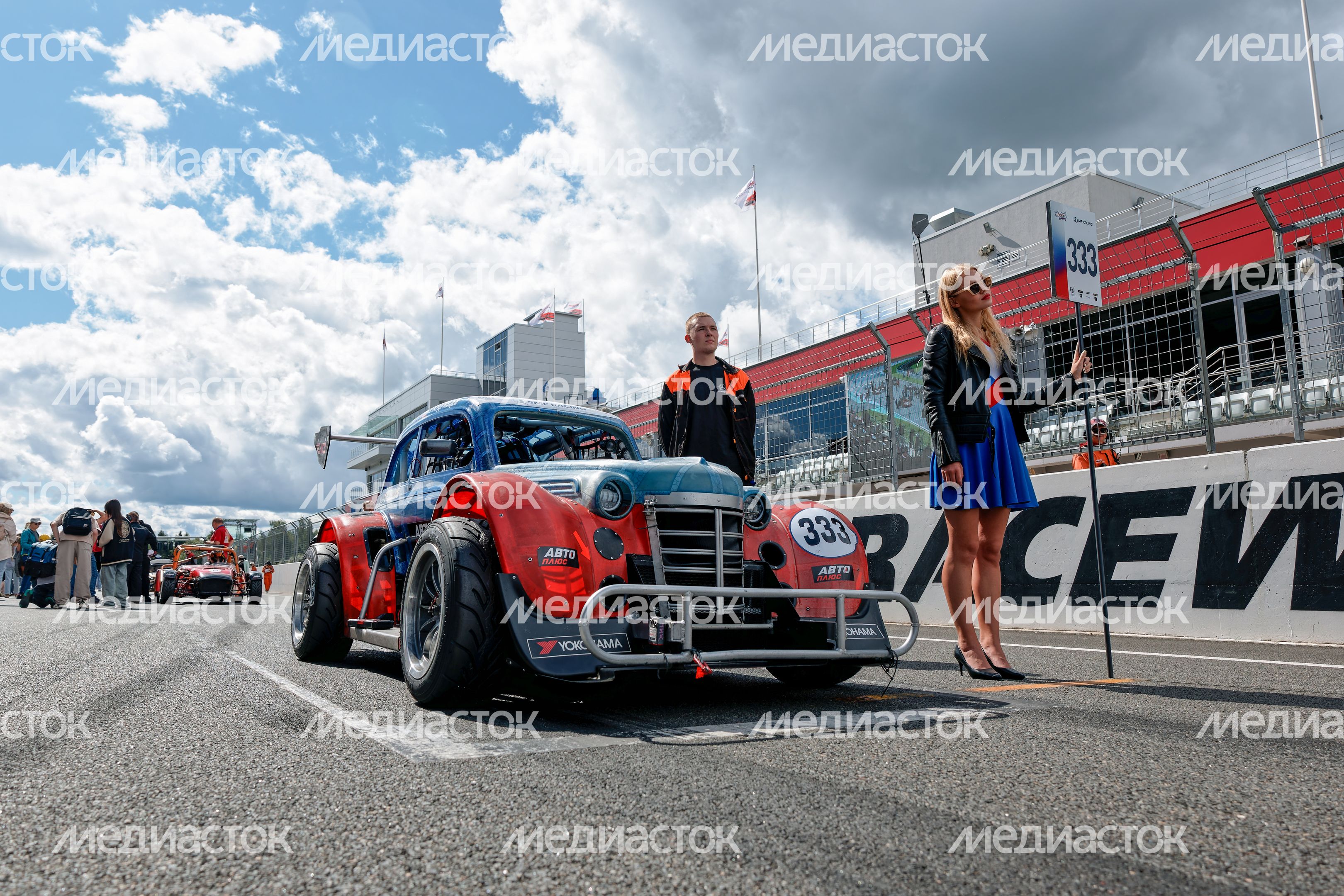 VI этап российской серии кольцевых гонок на автодроме Moscow Raceway