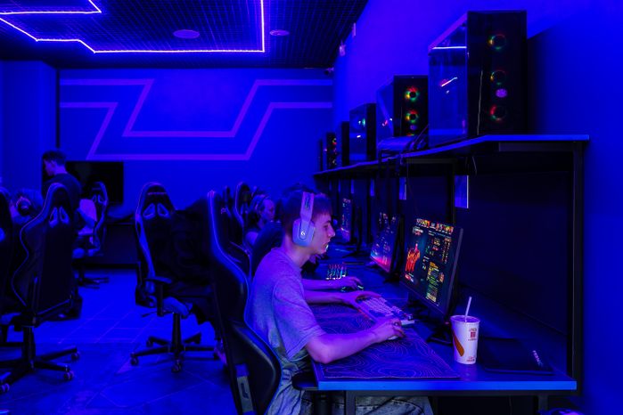 Новый флагманский фиджитал-центр SMP Esports в Балашихе