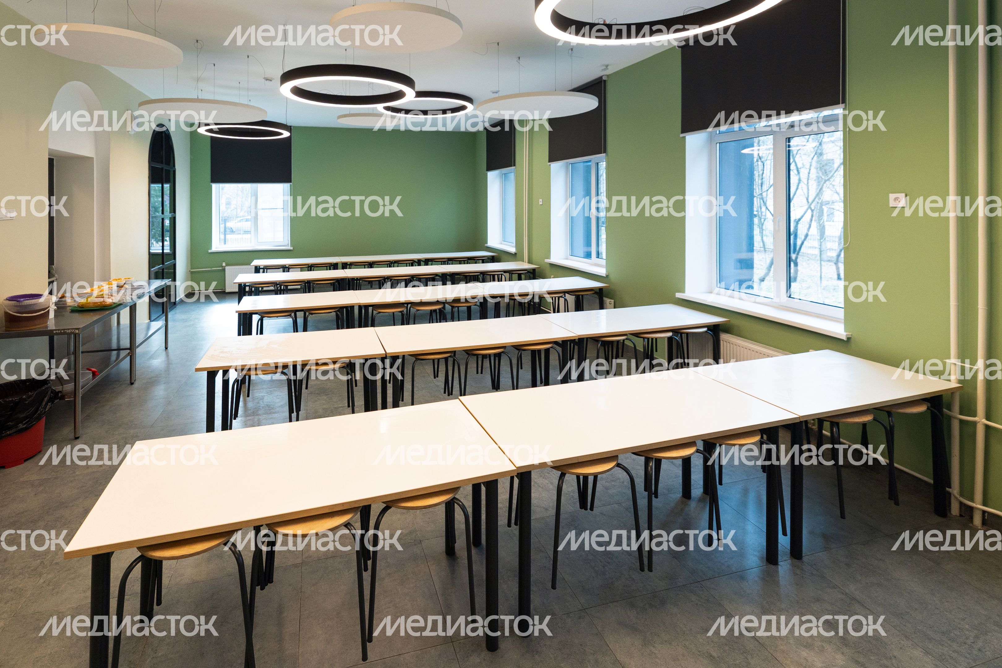 Столовая в главном корпусе школы №32 в Балашихе после капитального ремонта