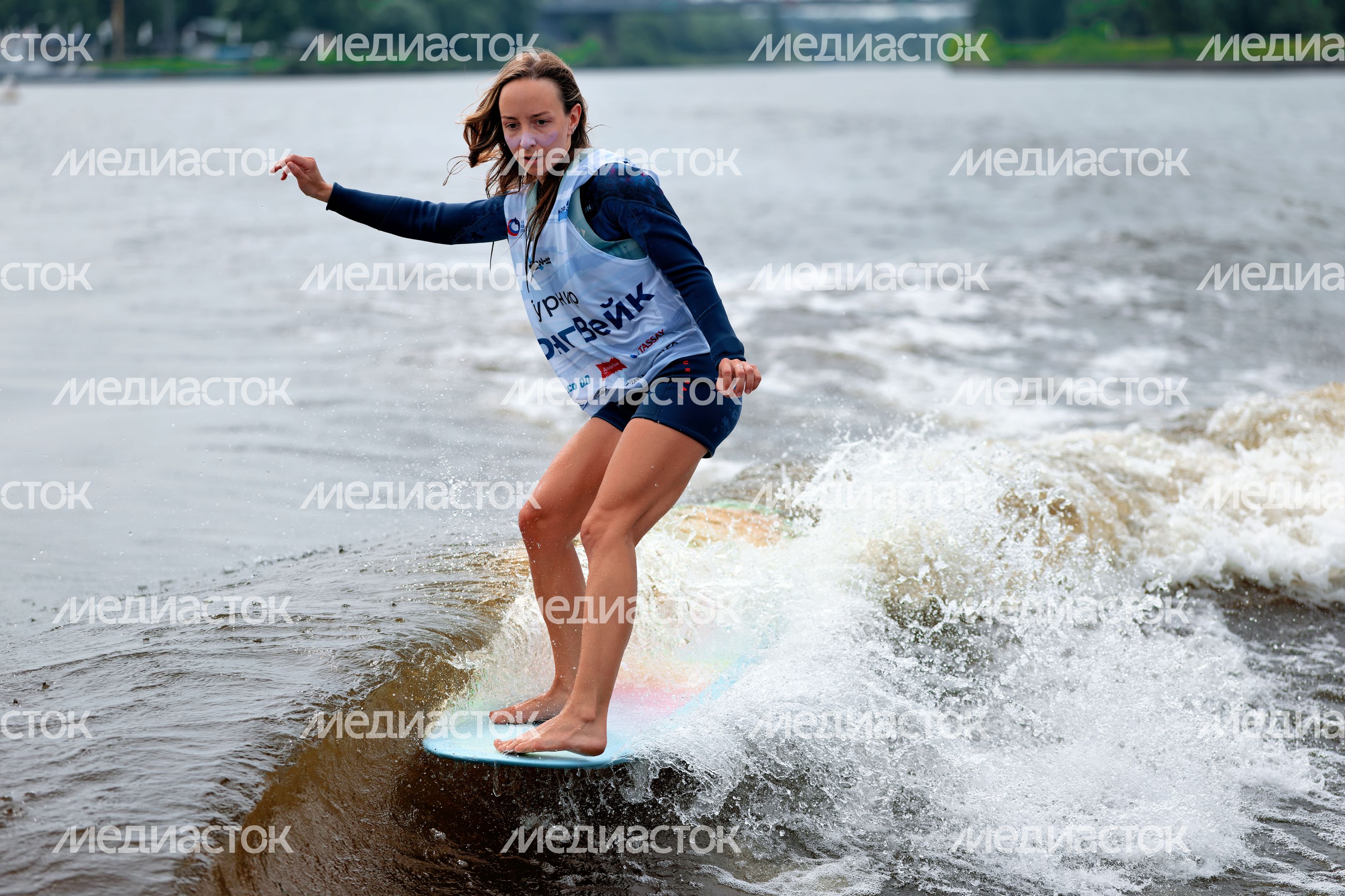Чемпионат Московской области по серфингу в Долгопрудном на канале имени Москвы Чемпионат Московской области по серфингу в Долгопрудном на канале имени Москвы