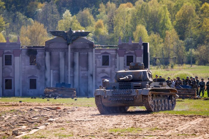 Военно-историческая реконструкция "Успех в единстве поколений" в Химках