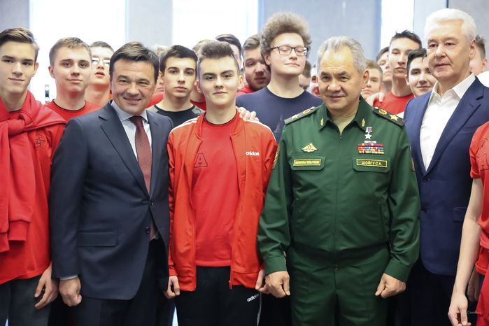 Проверка Губернатором Подмосковья работы учебно-методического центра военно-патриотического воспитания молодежи «Авангард»