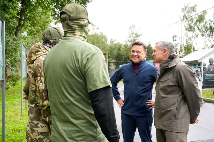 Андрей Воробьев и Владимир Соловьев посетили центр спецподготовки "Витязь" в Балашихе