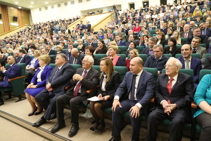 Встреча губернатора Подмосковья с медицинской общественностью института имени М. Ф. Владимирского