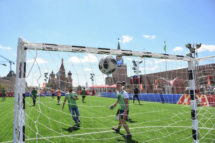 Футбольный парк на Красной площади в Москве