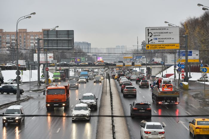Снежная погода в Москве