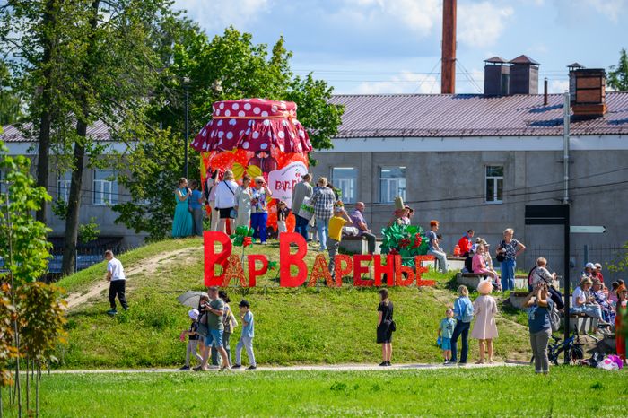 Фотозона на гастрономическом фестивале «Вар-Варенье» в Ликино-Дулево