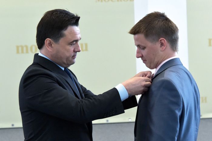 А. Воробьев поздравил жителей Подмосковья с наступающим Днем России