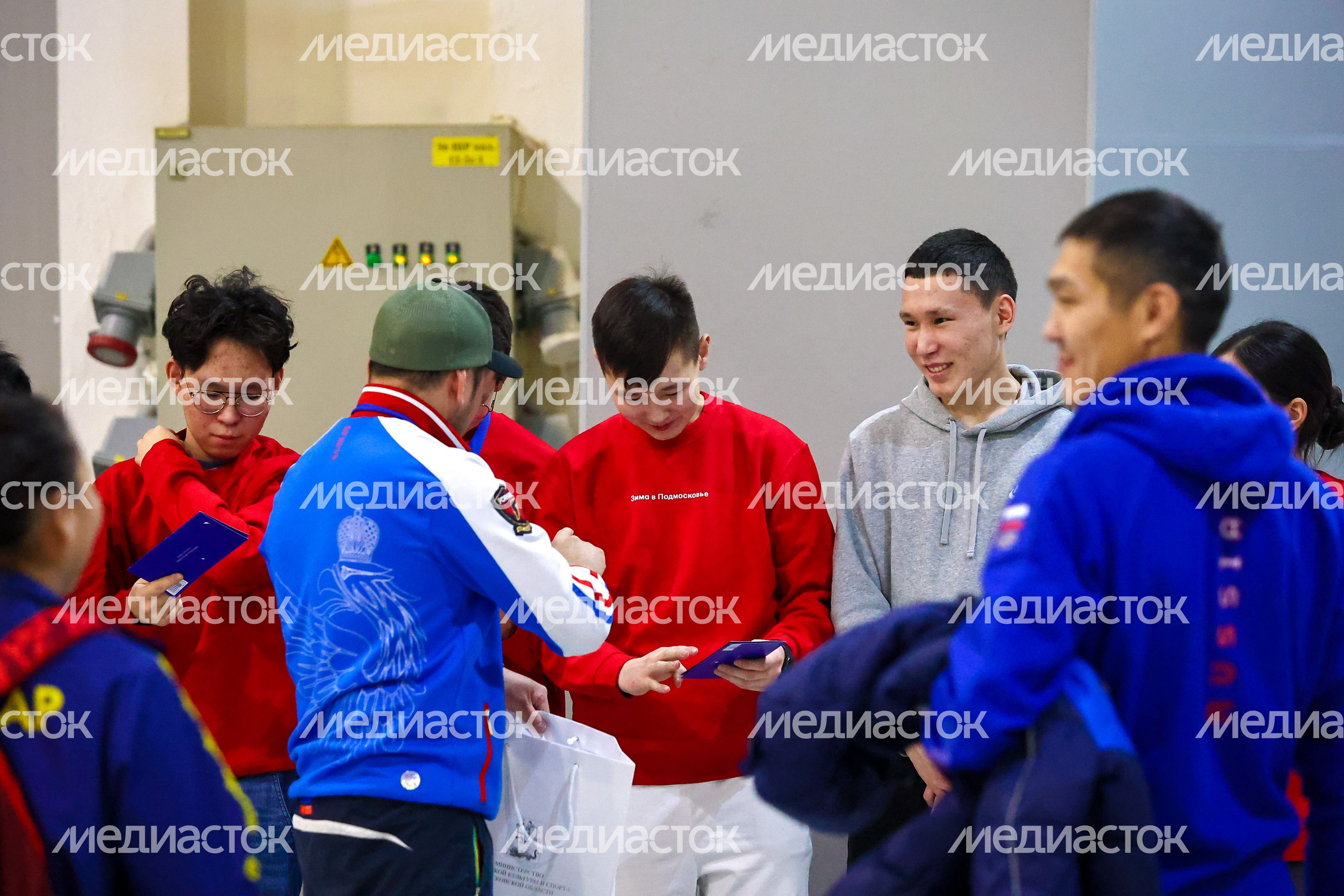 Поздравление подмосковных лучников Губернатором Подмосковья Поздравление подмосковных лучников Губернатором Подмосковья