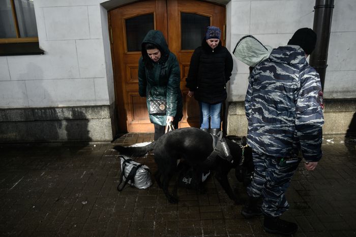 Работа Полции на Казанском вокзале