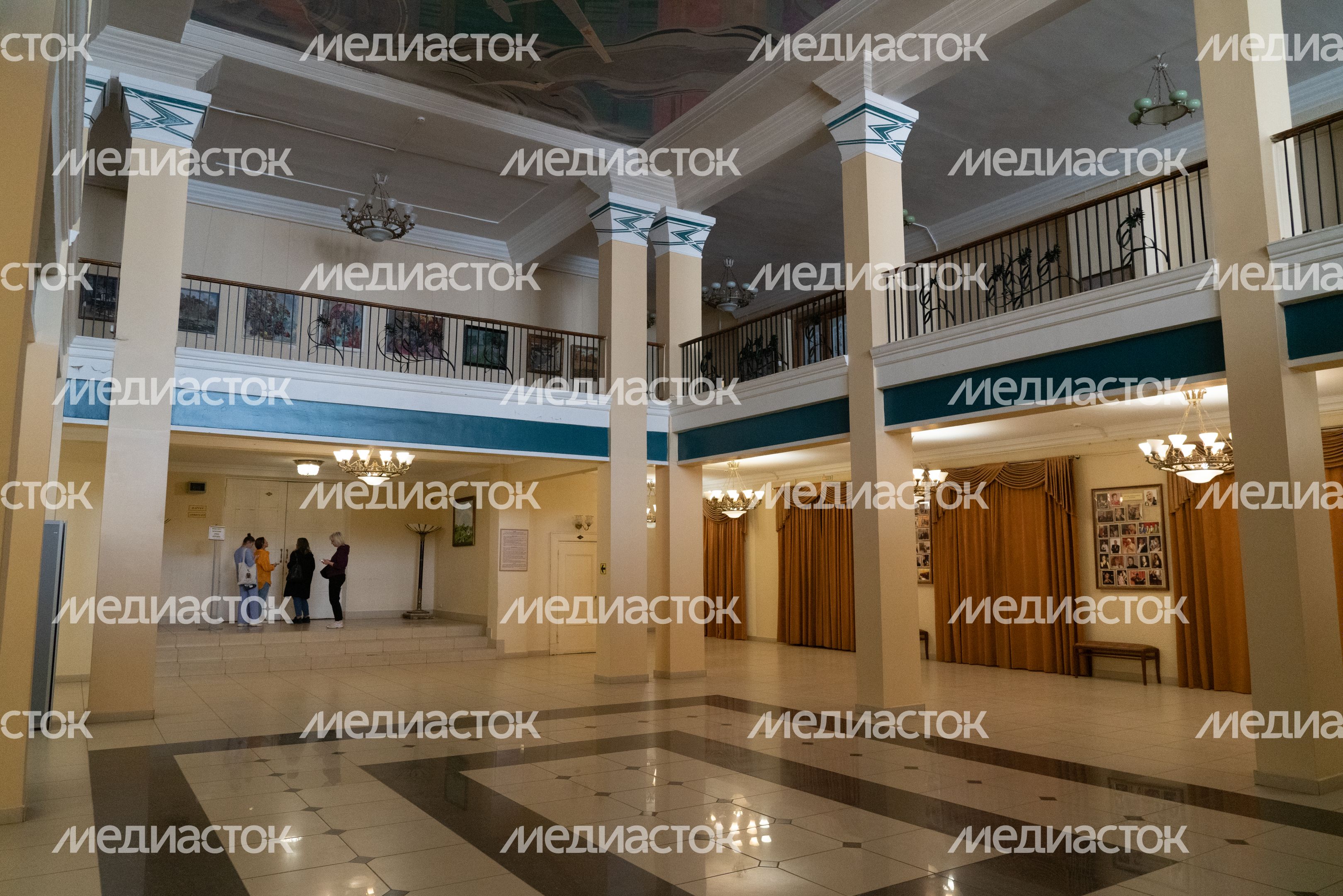 Дворец культуры Мир Дворец культуры Мир