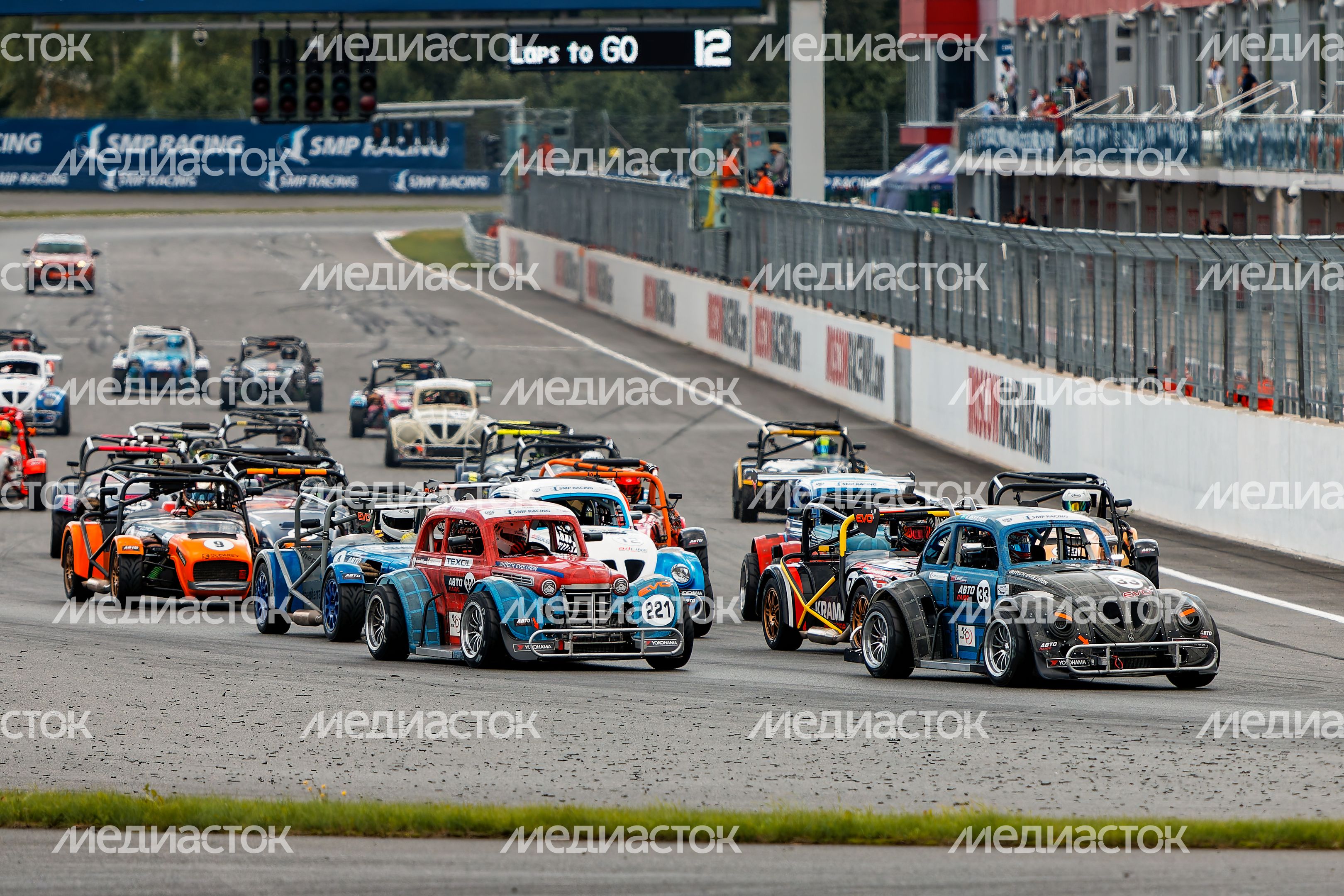 VI этап российской серии кольцевых гонок на автодроме Moscow Raceway