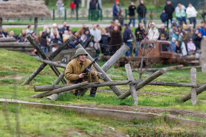 День Победы в Центральном парке «Патриот» Одинцовского округа: военно-историческая реконструкция «В логове зверя»
