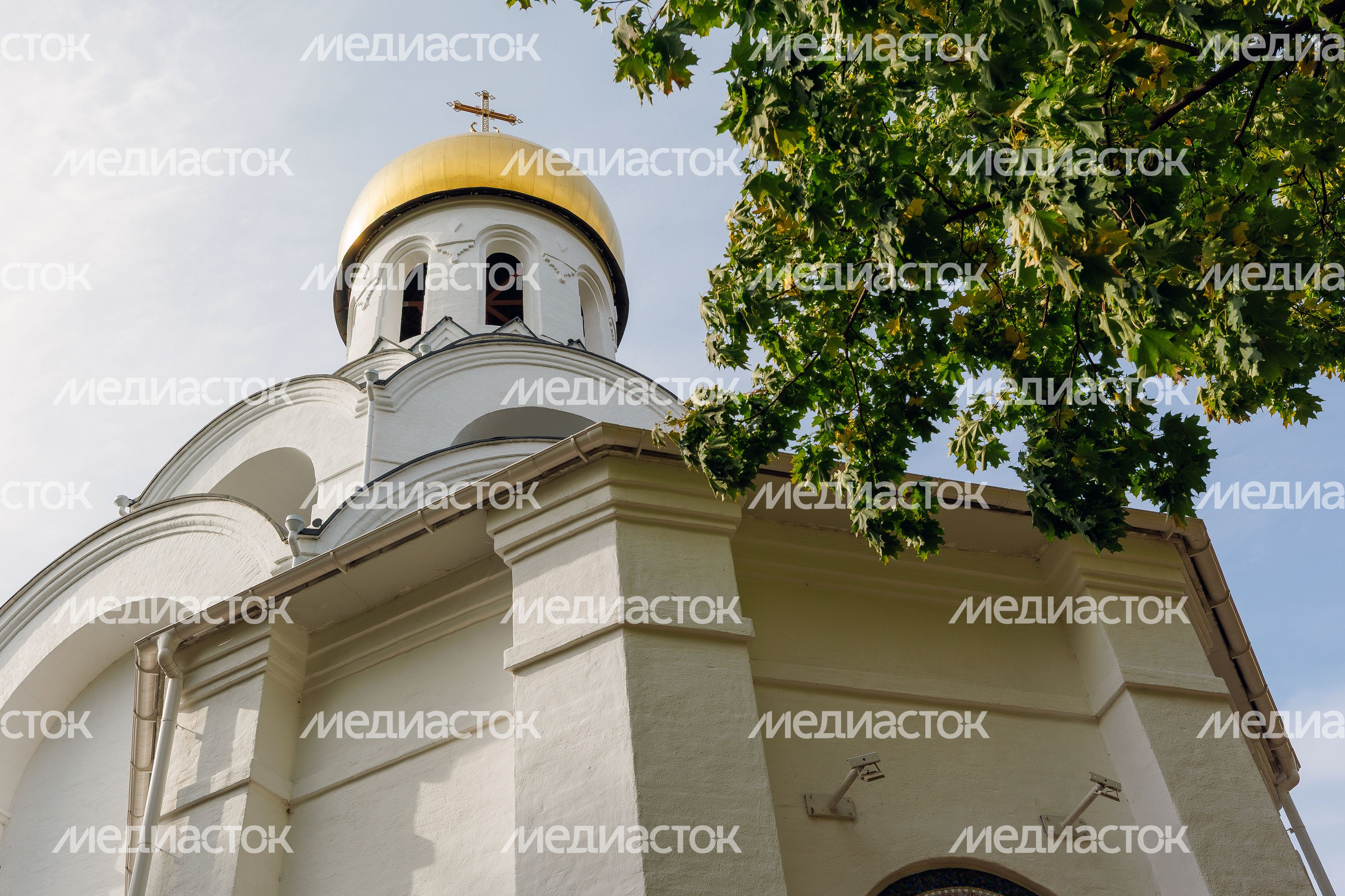 Церковь Виктора Воина на территории усадьбы Белая дача в Котельниках