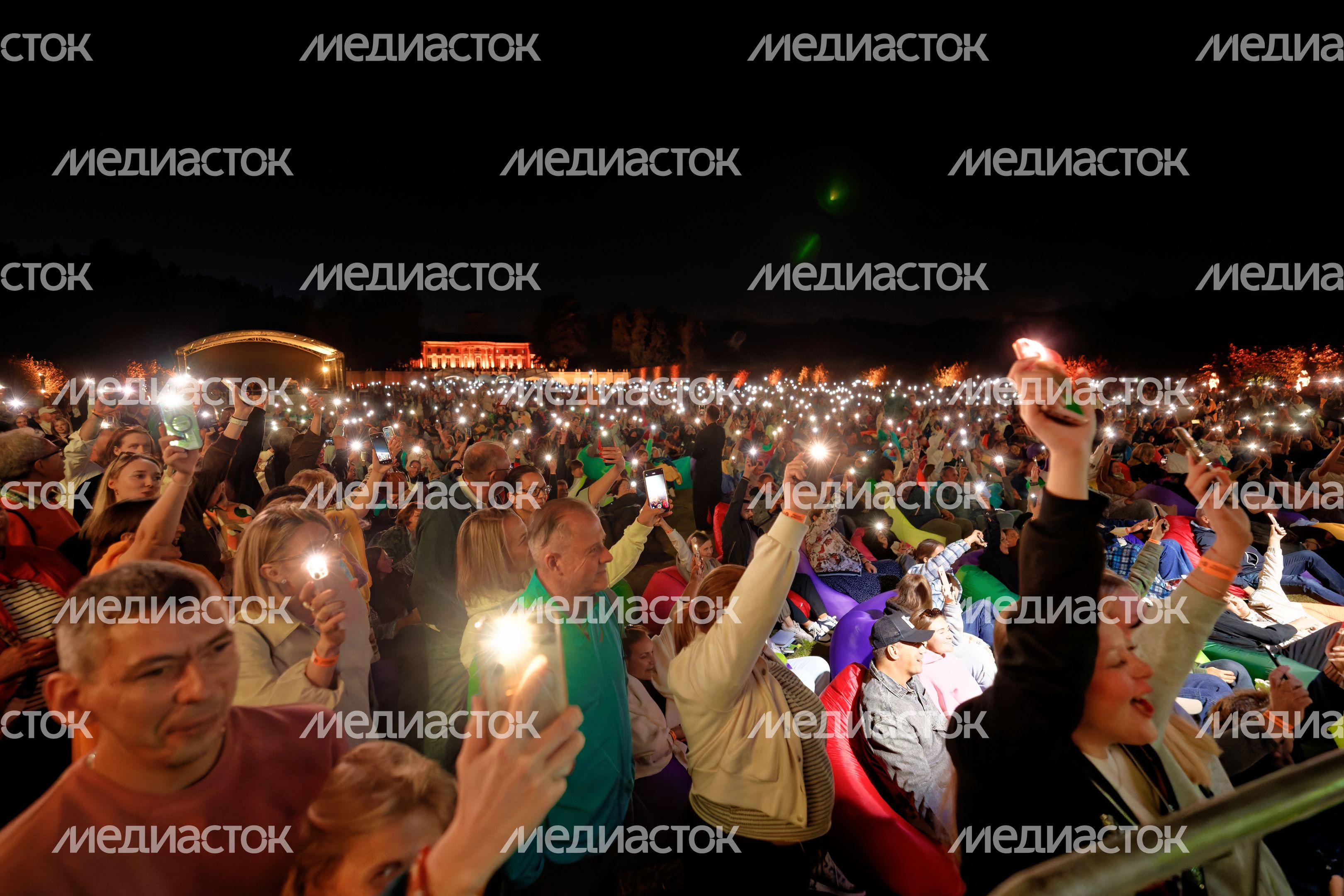 XII Международный фестиваль «Джазовые сезоны» в музее-заповеднике «Архангельское» в Красногорске XII Международный фестиваль «Джазовые сезоны» в музее-заповеднике «Архангельское» в Красногорске