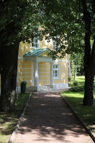 Архангельское