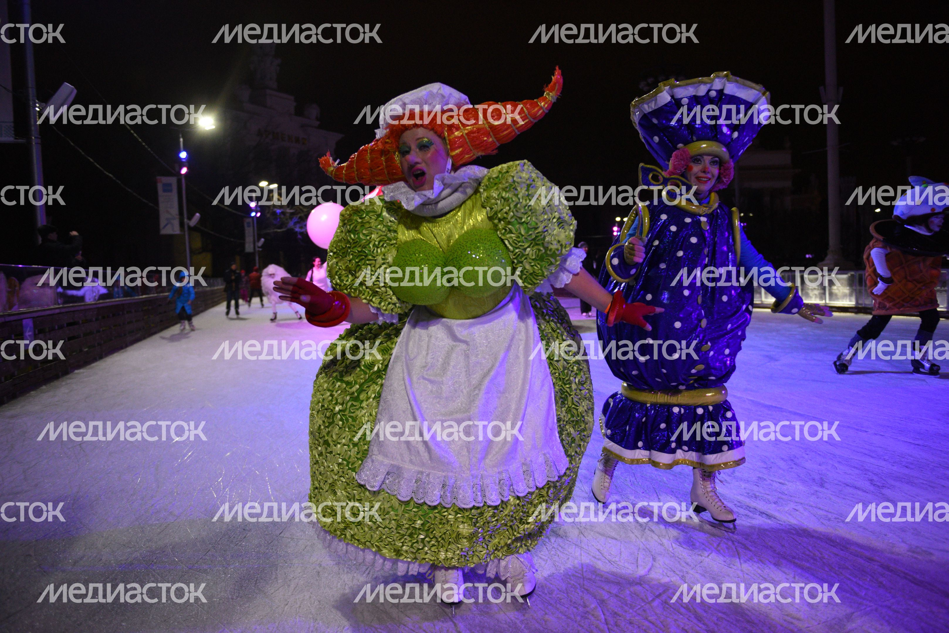 Открытие катка на ВДНХ в Москве
