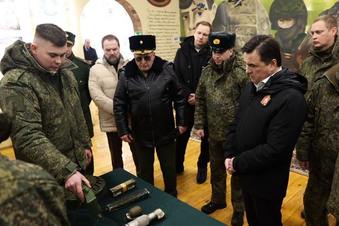 Андрей Воробьев поздравил военнослужащих 45-й отдельной гвардейской инженерной бригады