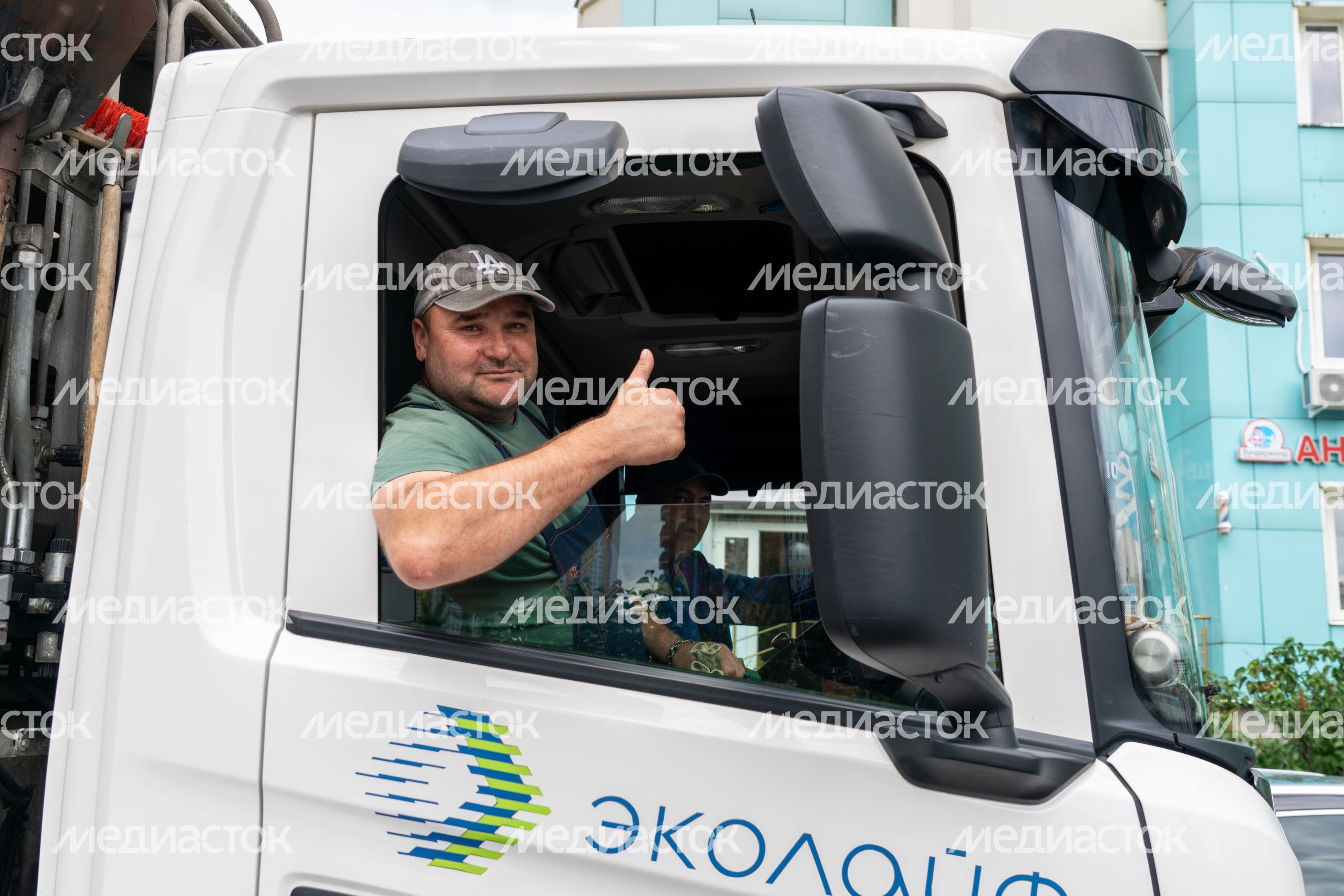 Контейнерные площадки для сбора отходов в Красногорске Контейнерные площадки для сбора отходов в Красногорске