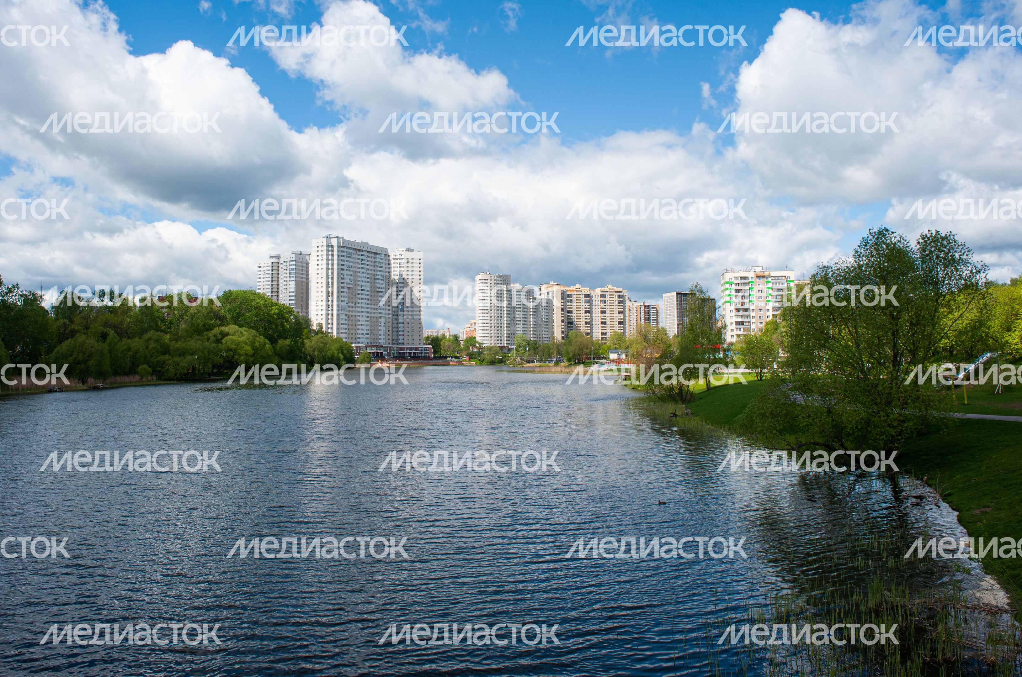Весенние виды города Пушкино