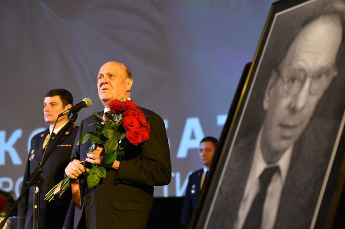 Прощание с актером Алексеем Баталовым в Доме кино в Москве