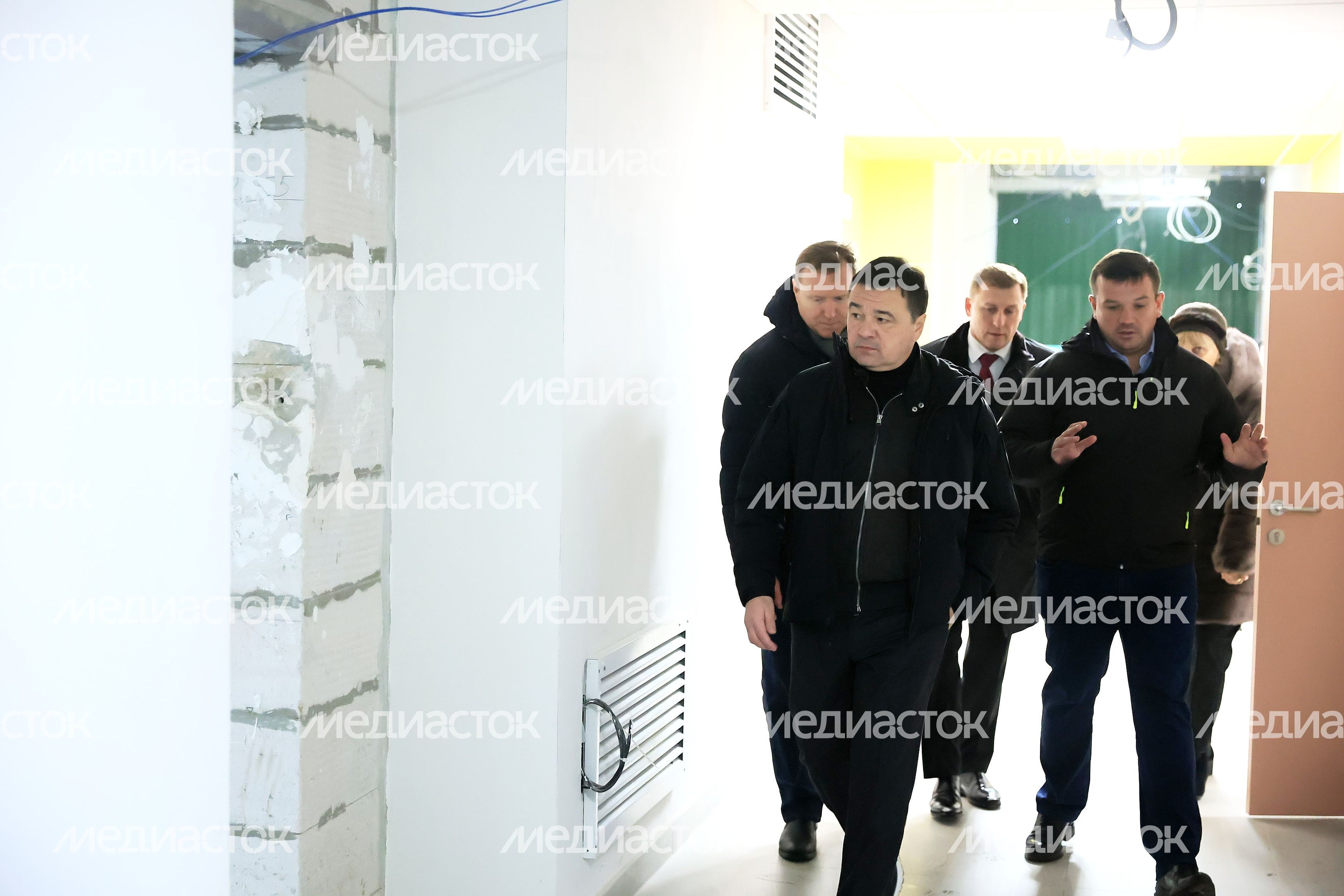 Проверка хода работ в будущем кампусе для проживания и детском технопарке на базе Физтех-лицея им. П.Л. Капицы Губернатором Подмосковья