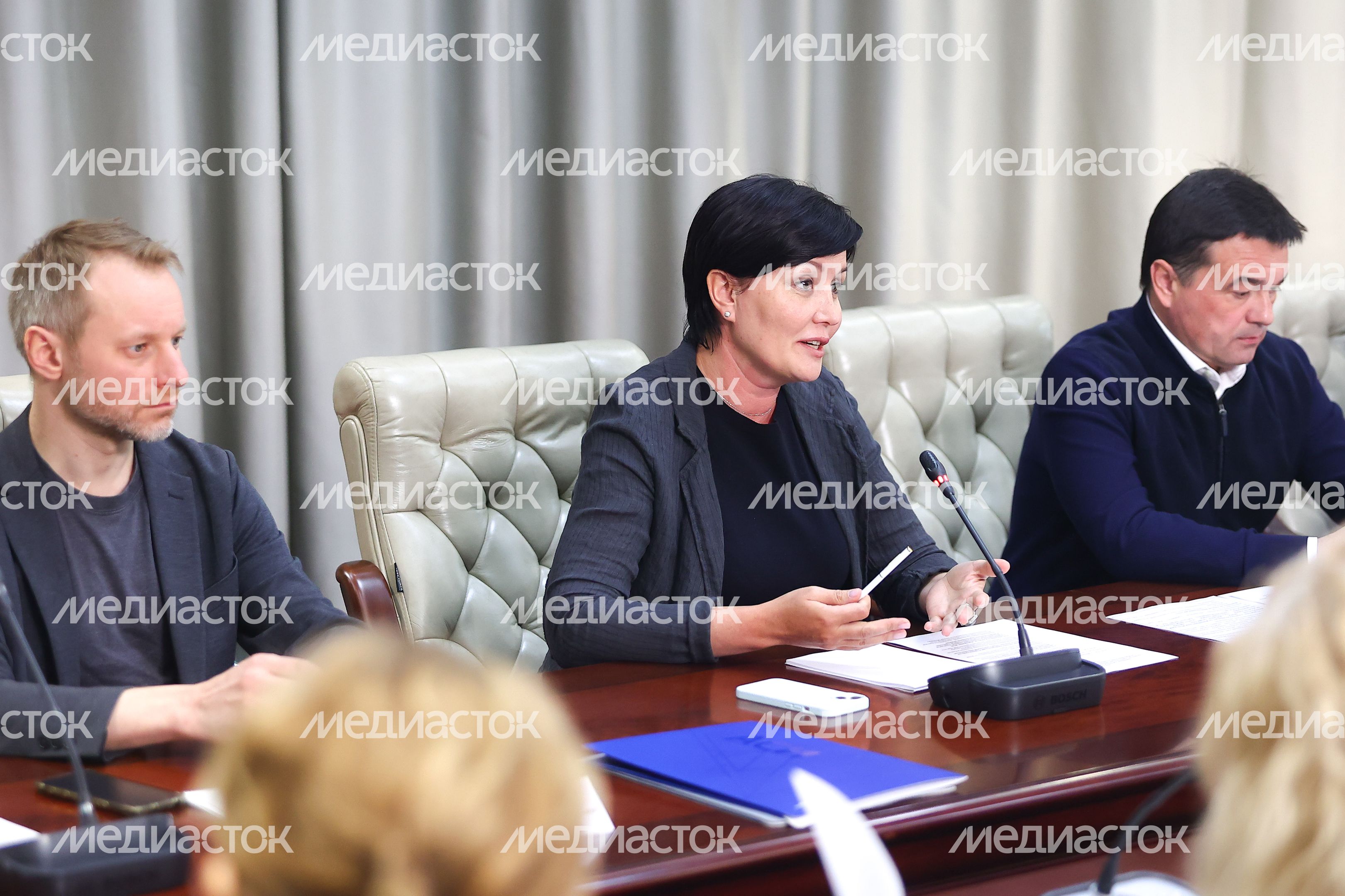 Совещание с представителями некоммерческих организаций Совещание с представителями некоммерческих организаций