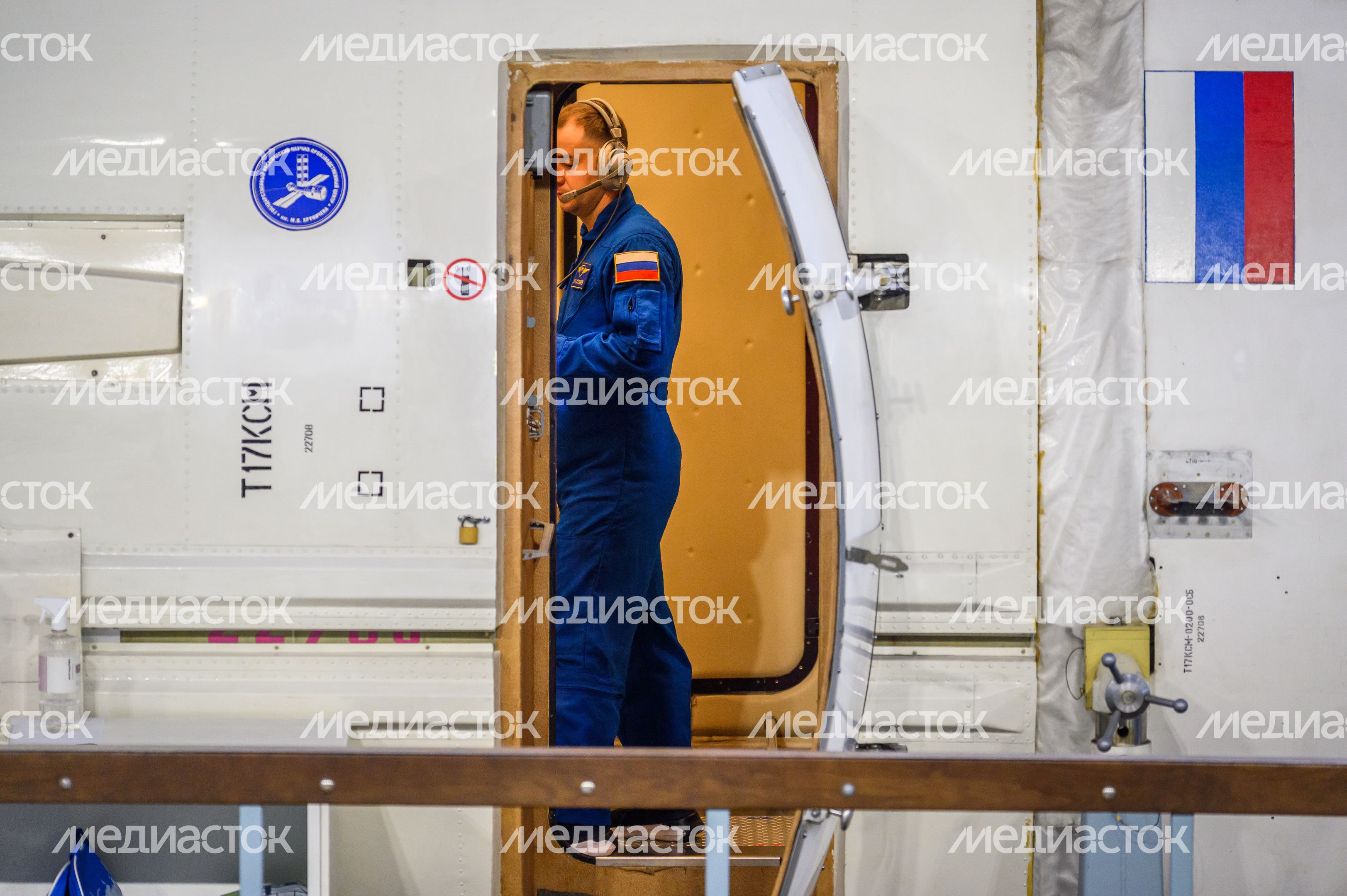 Тренировка космонавта Олега Платонова в Звездном городке к полету на МКС на борту Crew Dragon Тренировка космонавта Олега Платонова в Звездном городке к полету на МКС на борту Crew Dragon
