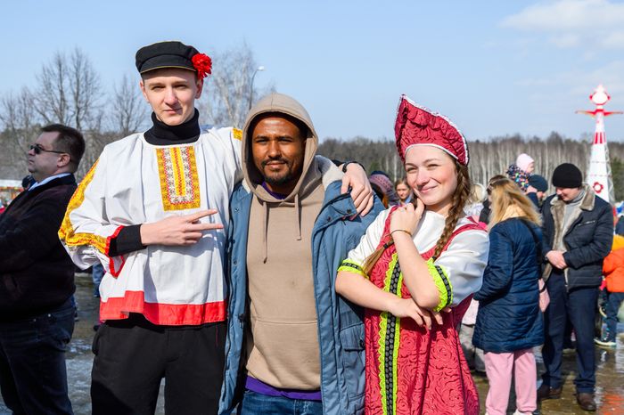 В музее-заповеднике «Горки Ленинские» прошла Арт-Масленица