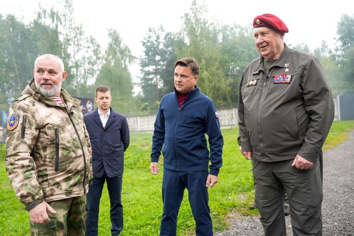 Андрей Воробьев и Владимир Соловьев посетили центр спецподготовки "Витязь" в Балашихе