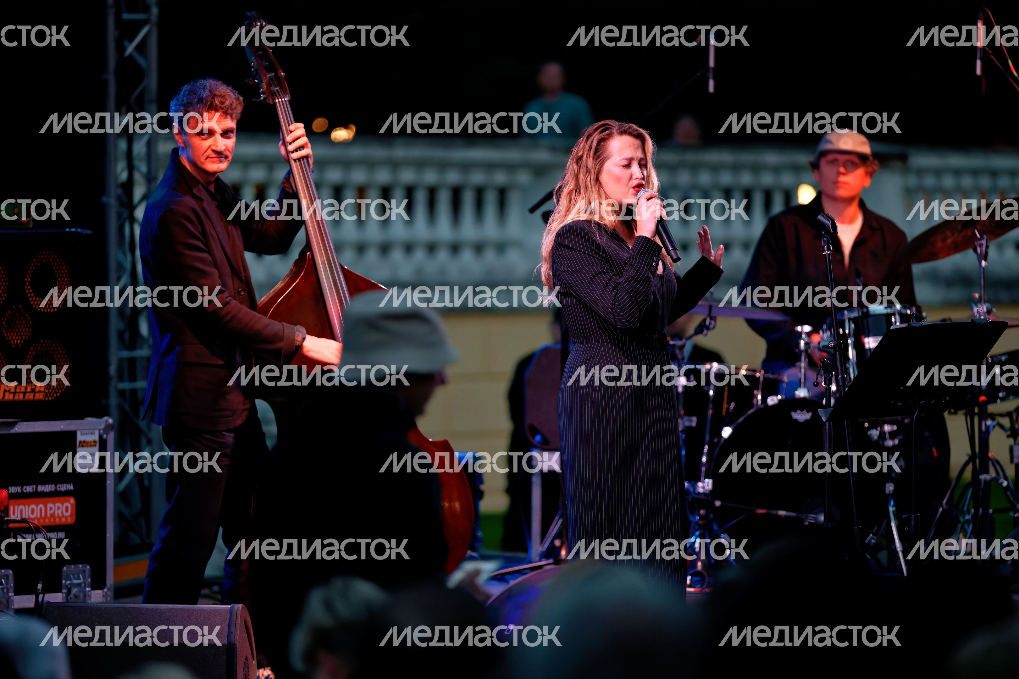 Аглая Шиловская и LRK trio на фестивале «Джазовые сезоны» в музее-заповеднике «Архангельское» округа Красногорск