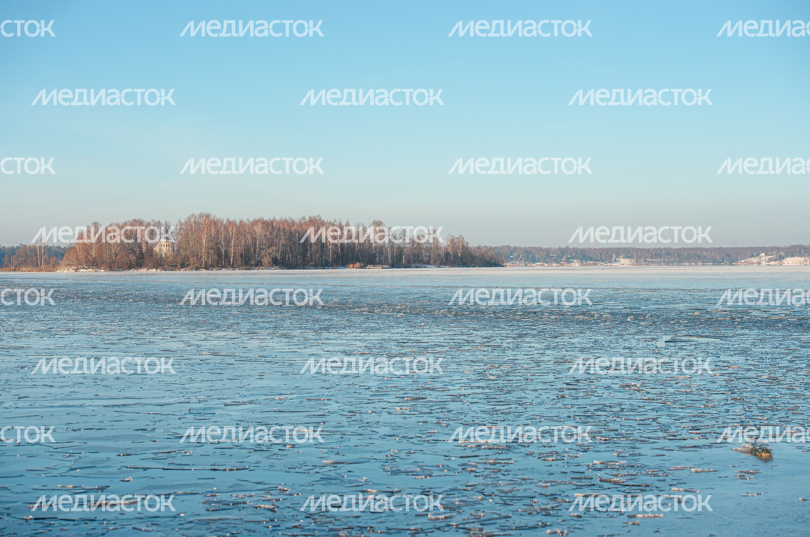 Зимние виды города Калязин