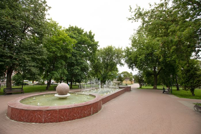 Чехов. Бульвар и памятник А.П. Чехову
