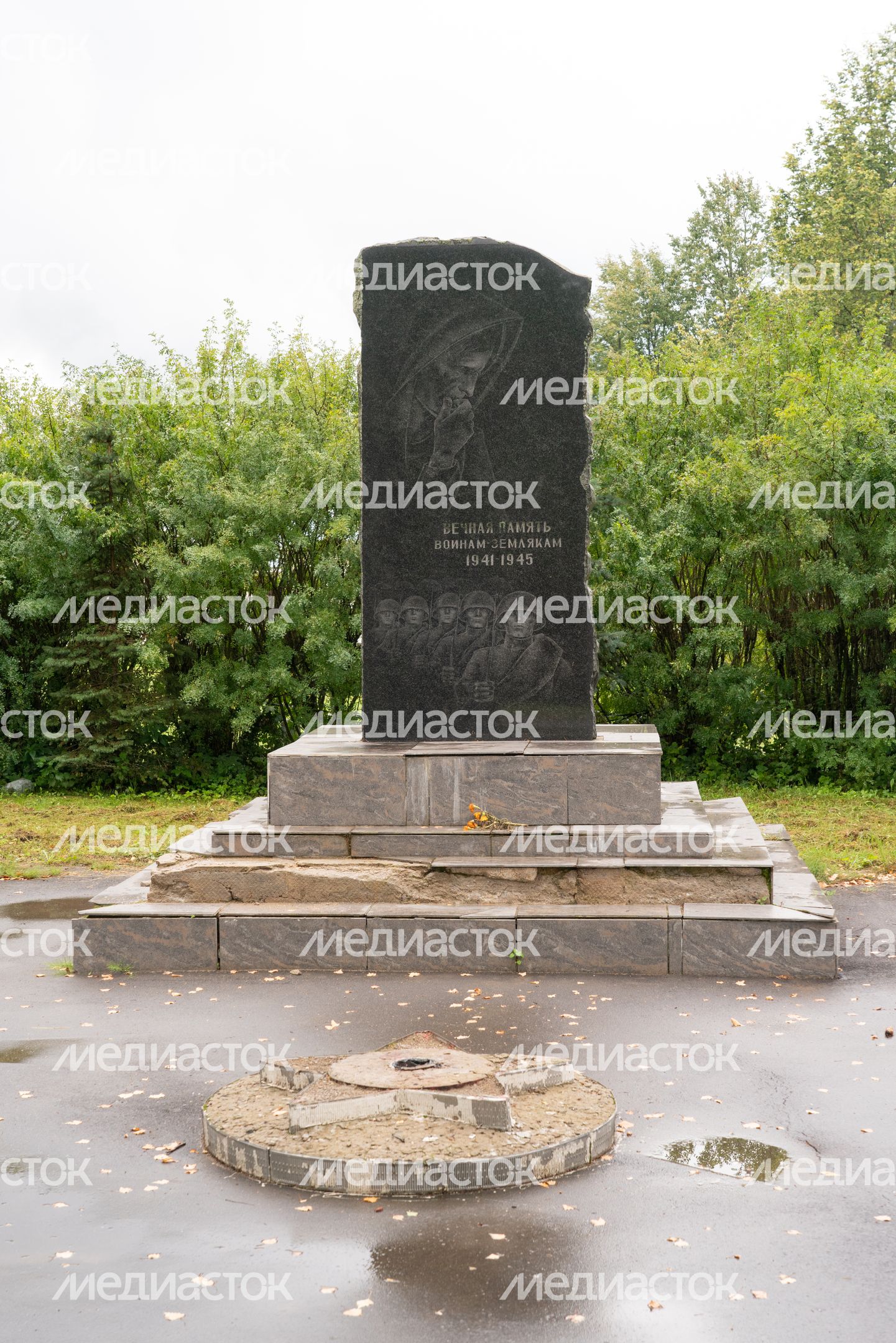 Лотошино. Микулино. Памятник погибшим землякам Лотошино. Микулино. Памятник погибшим землякам