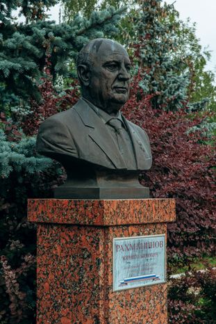 Памятник Одинцу боярину