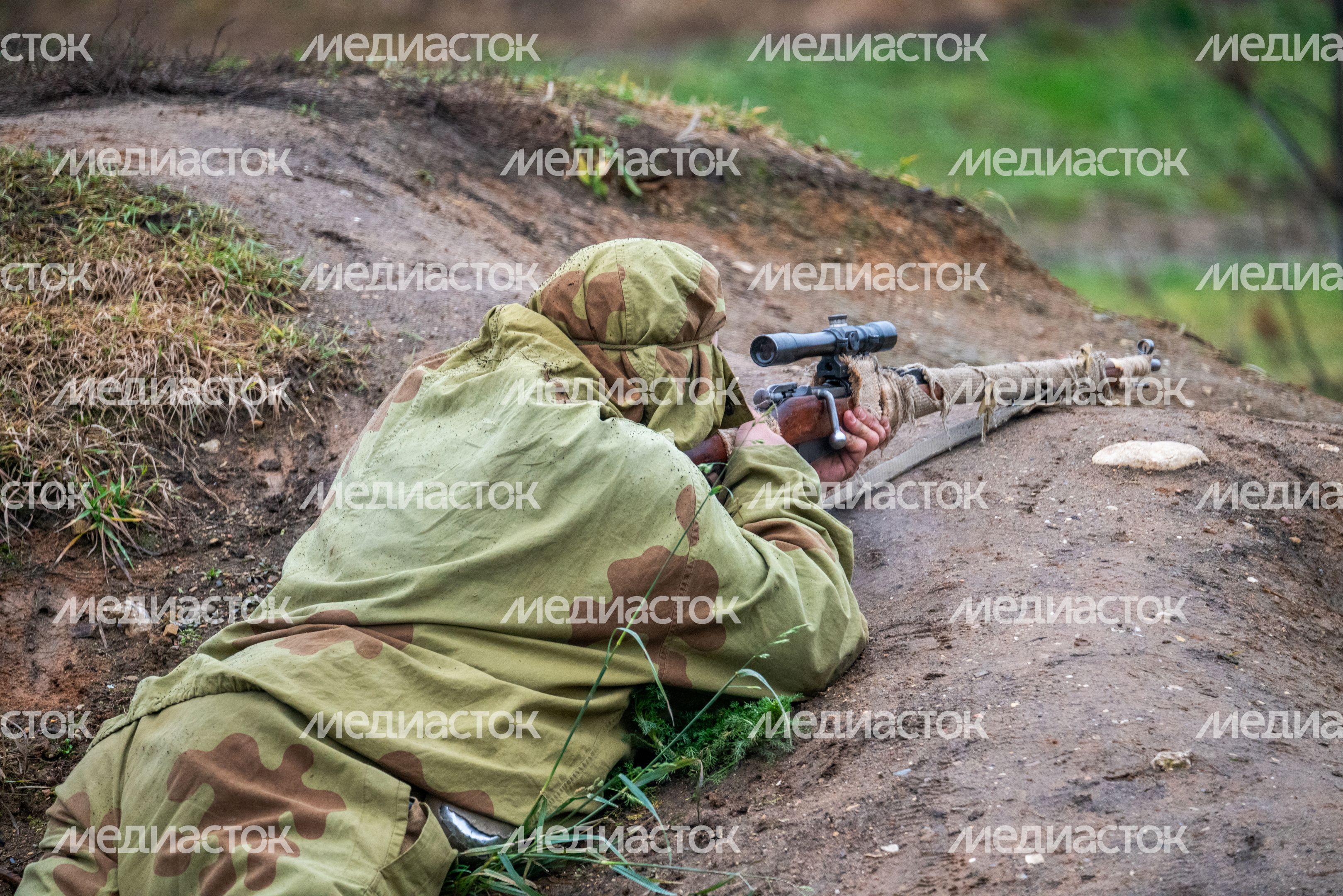 Военно-историческая реконструкция «Битва под Москвой» ко Дню воинской славы России Военно-историческая реконструкция «Битва под Москвой» ко Дню воинской славы России