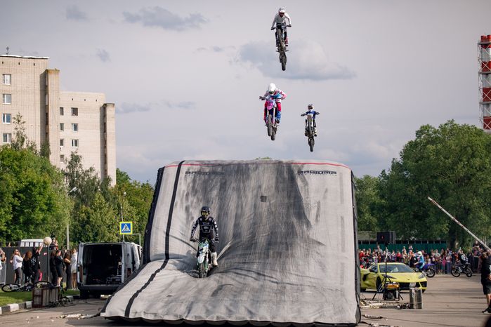 Шоу команды мотофристайла FMX13 в Лобне