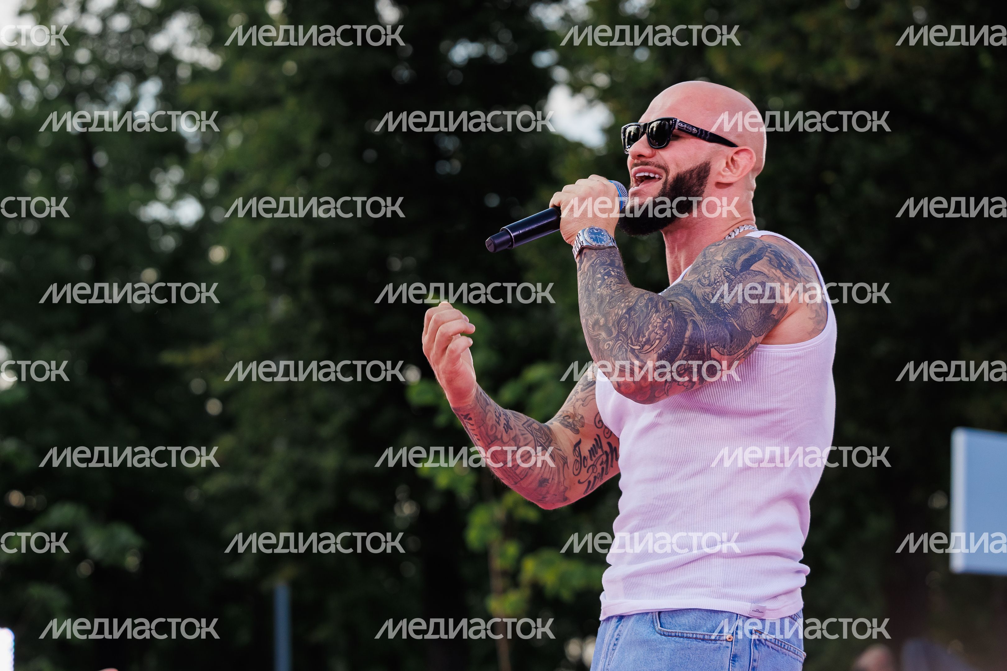 Рэпер Джиган на открытии VK Fest -2024 в московских "Лужниках" Рэпер Джиган на открытии VK Fest -2024 в московских "Лужниках"