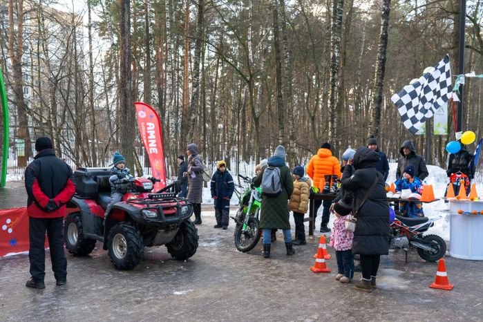 Спортивное мероприятие «Зимние рекорды» в детском городке «Сказочный»