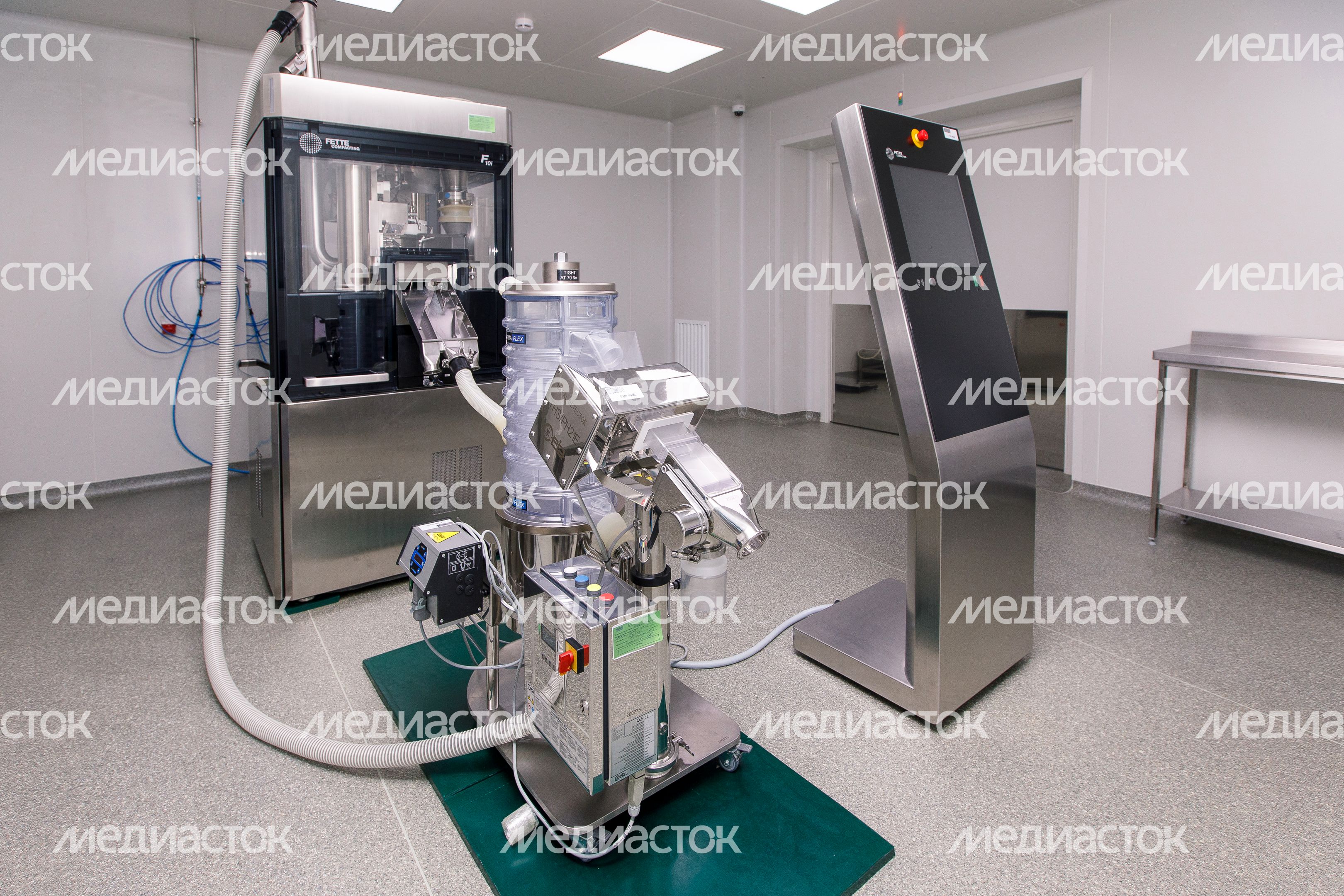 Фармацевтическая компания ЦВТ "ХимРар" в Химках