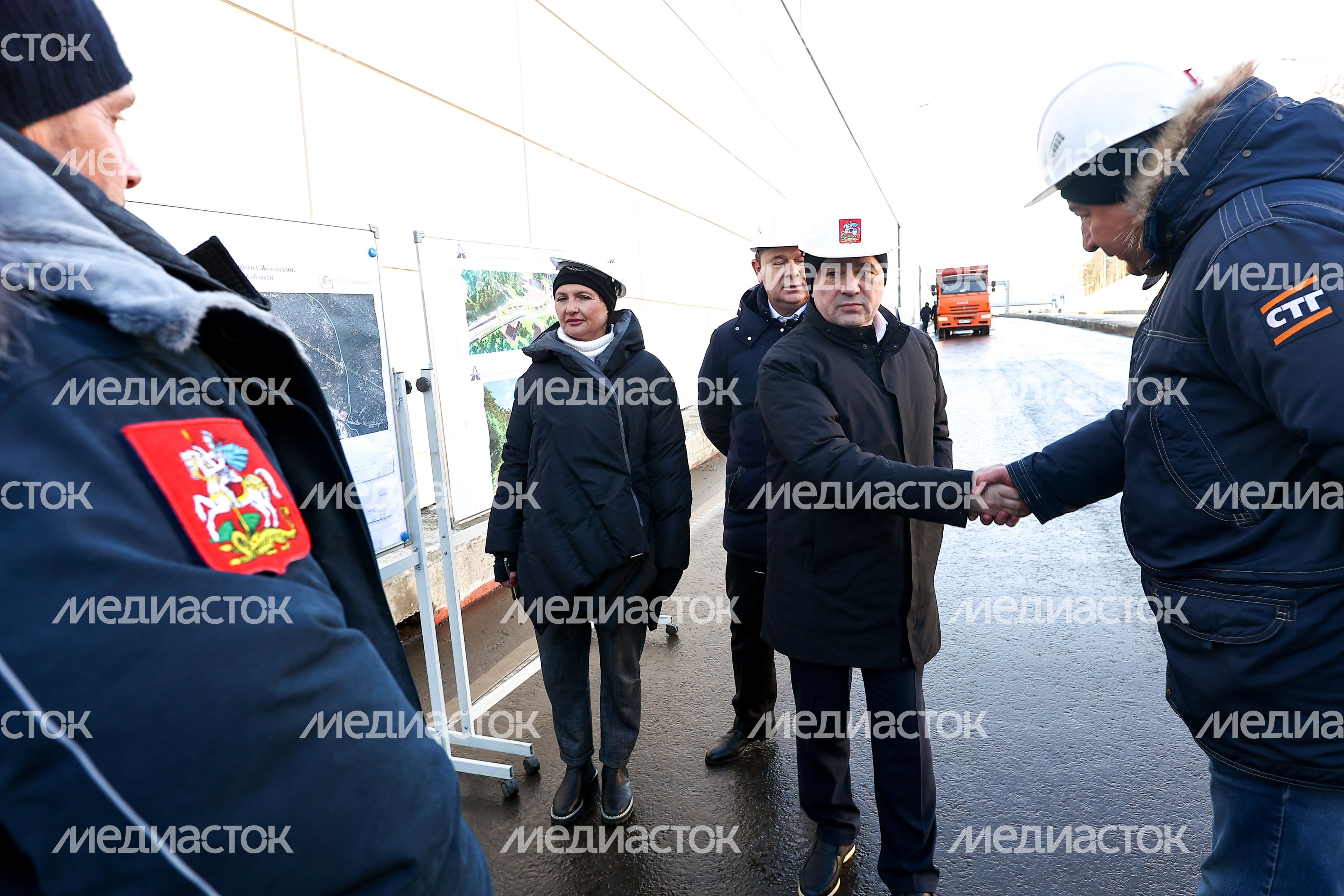 Проверка хода реконструкции дороги в Жуковском Губернатором Подмосковья