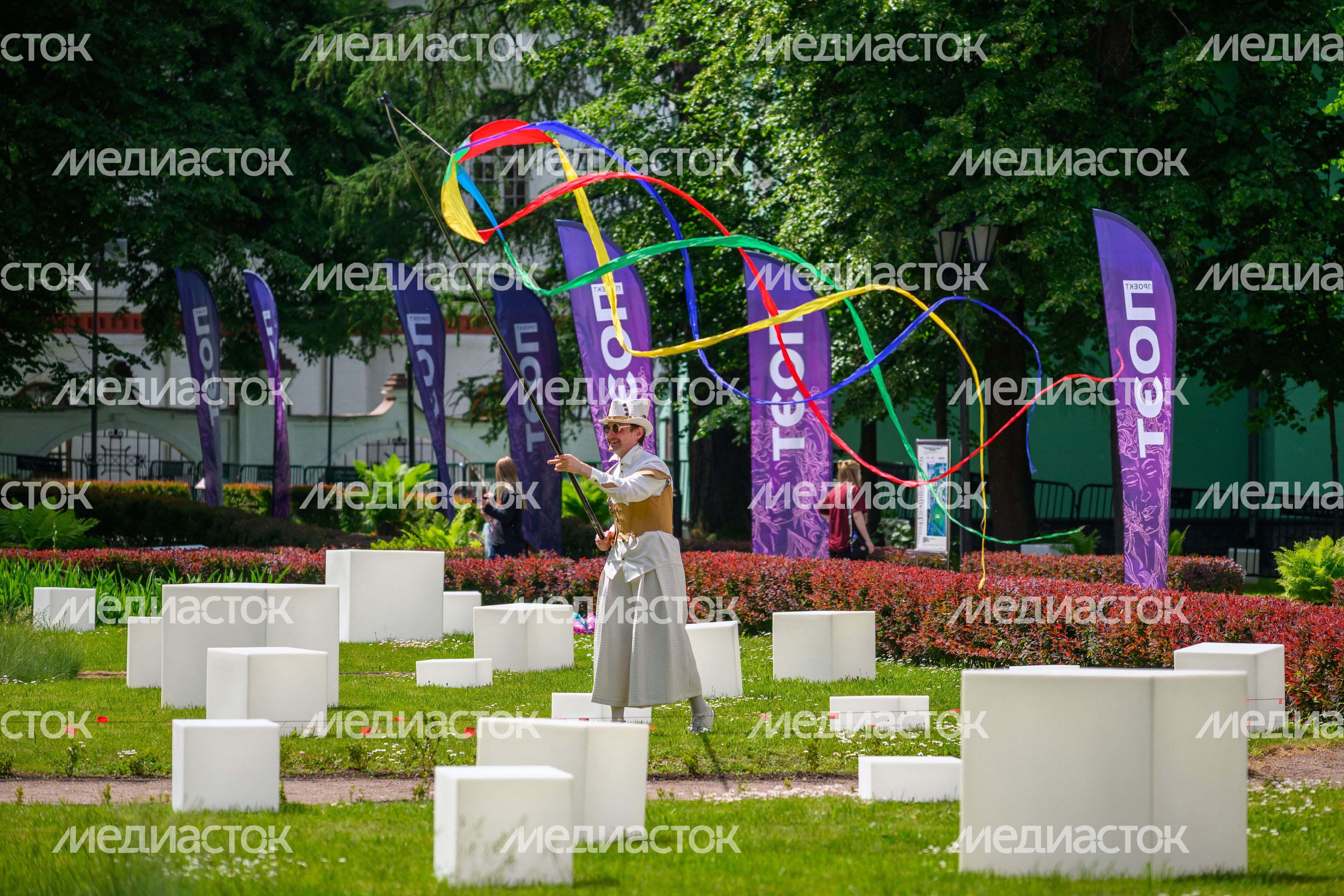 Литературный фестиваль «Проект: Поэт» в Больших Вяземах Одинцовского округа Литературный фестиваль «Проект: Поэт» в Больших Вяземах Одинцовского округа