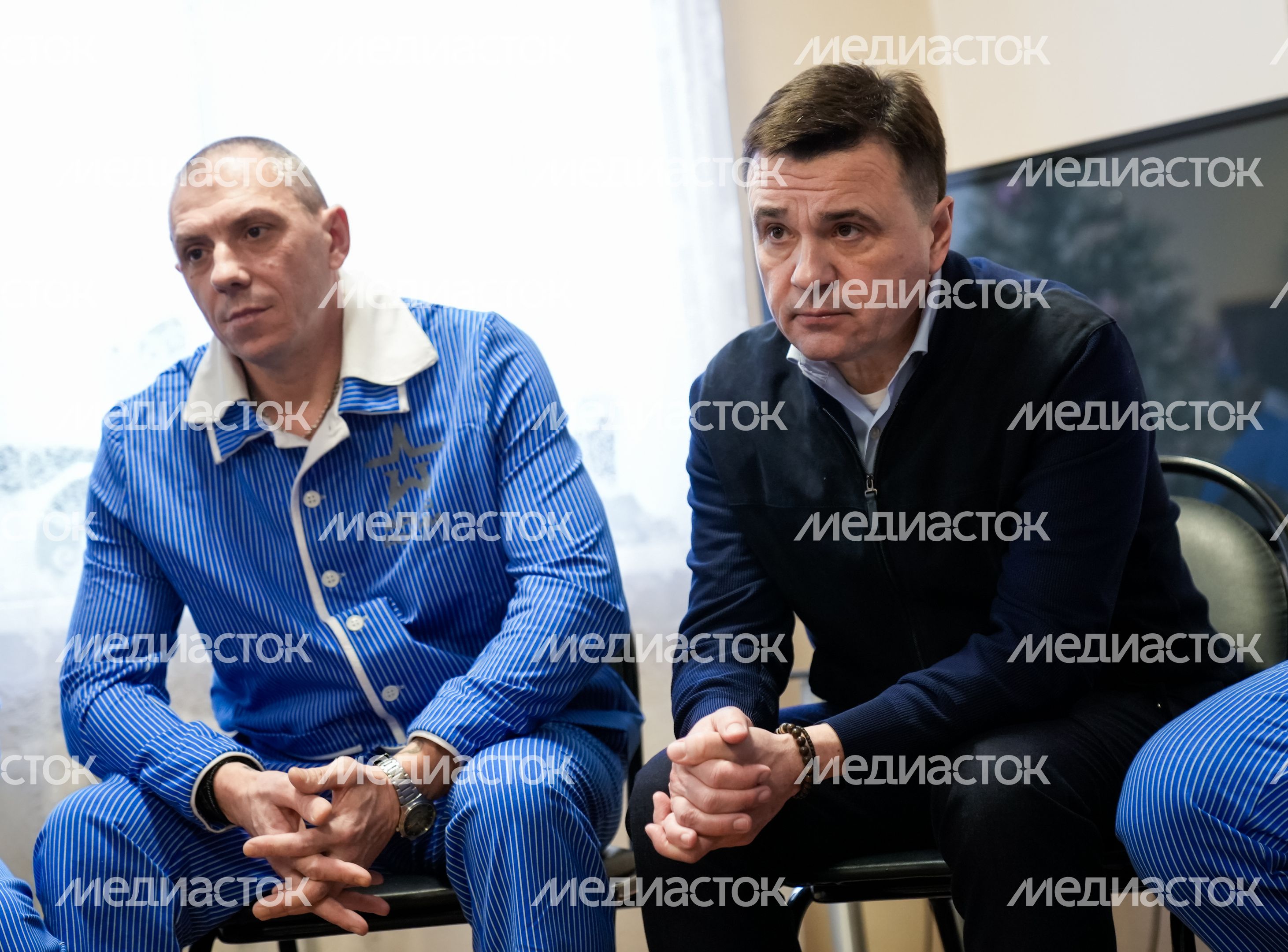 Андрей Воробьев навестил бойцов в военном госпитале под Солнечногорском Андрей Воробьев навестил бойцов в военном госпитале под Солнечногорском