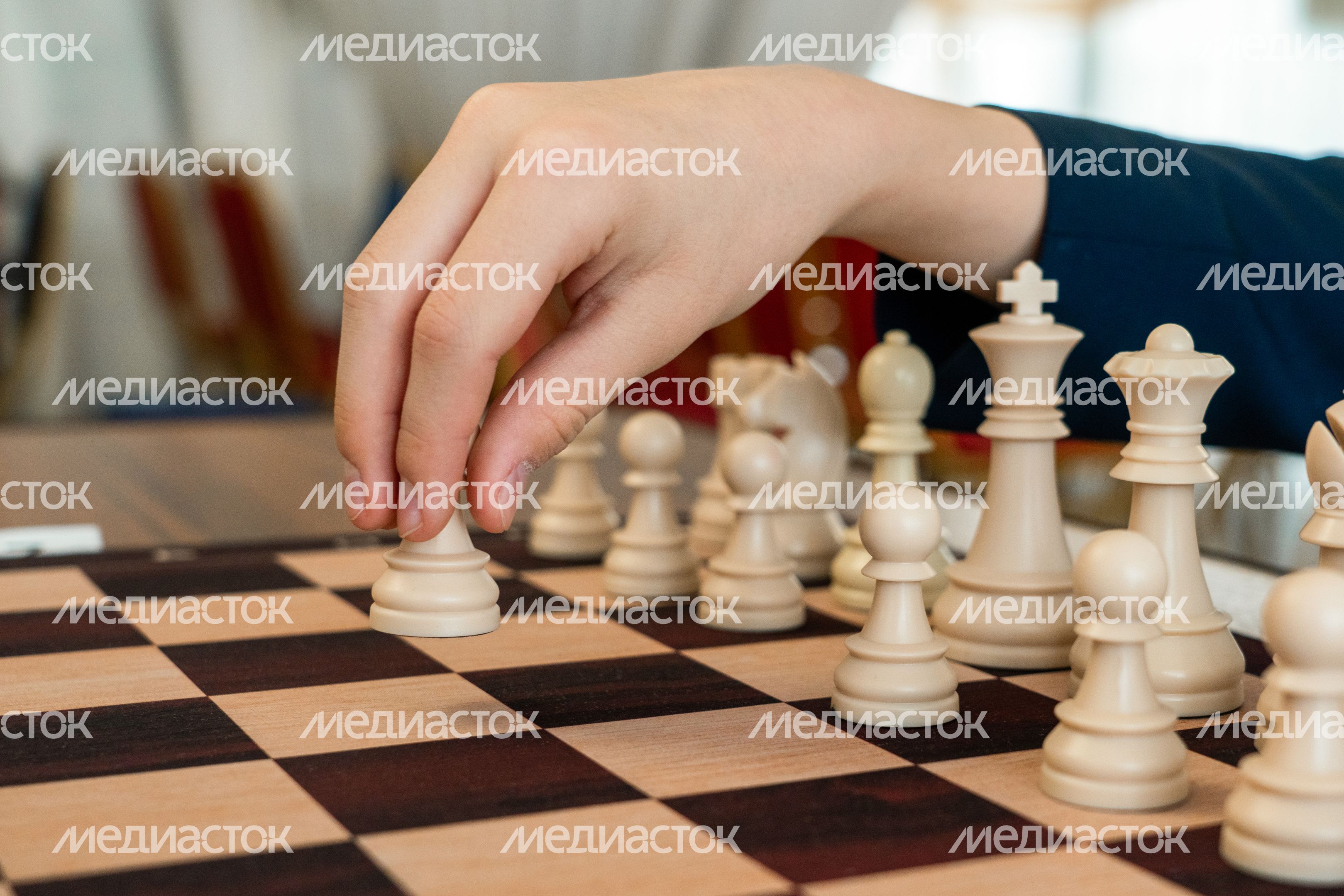 Школьники Подмосковья сыграли в областных соревнованиях «Белая ладья» по шахматам в Красногорске Школьники Подмосковья сыграли в областных соревнованиях «Белая ладья» по шахматам в Красногорске