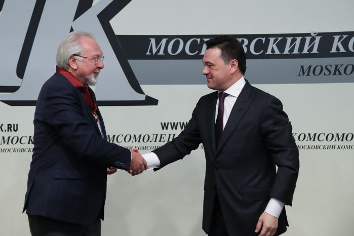 Поздравление газеты «Московский комсомолец» губернатором Подмосковья с юбилеем