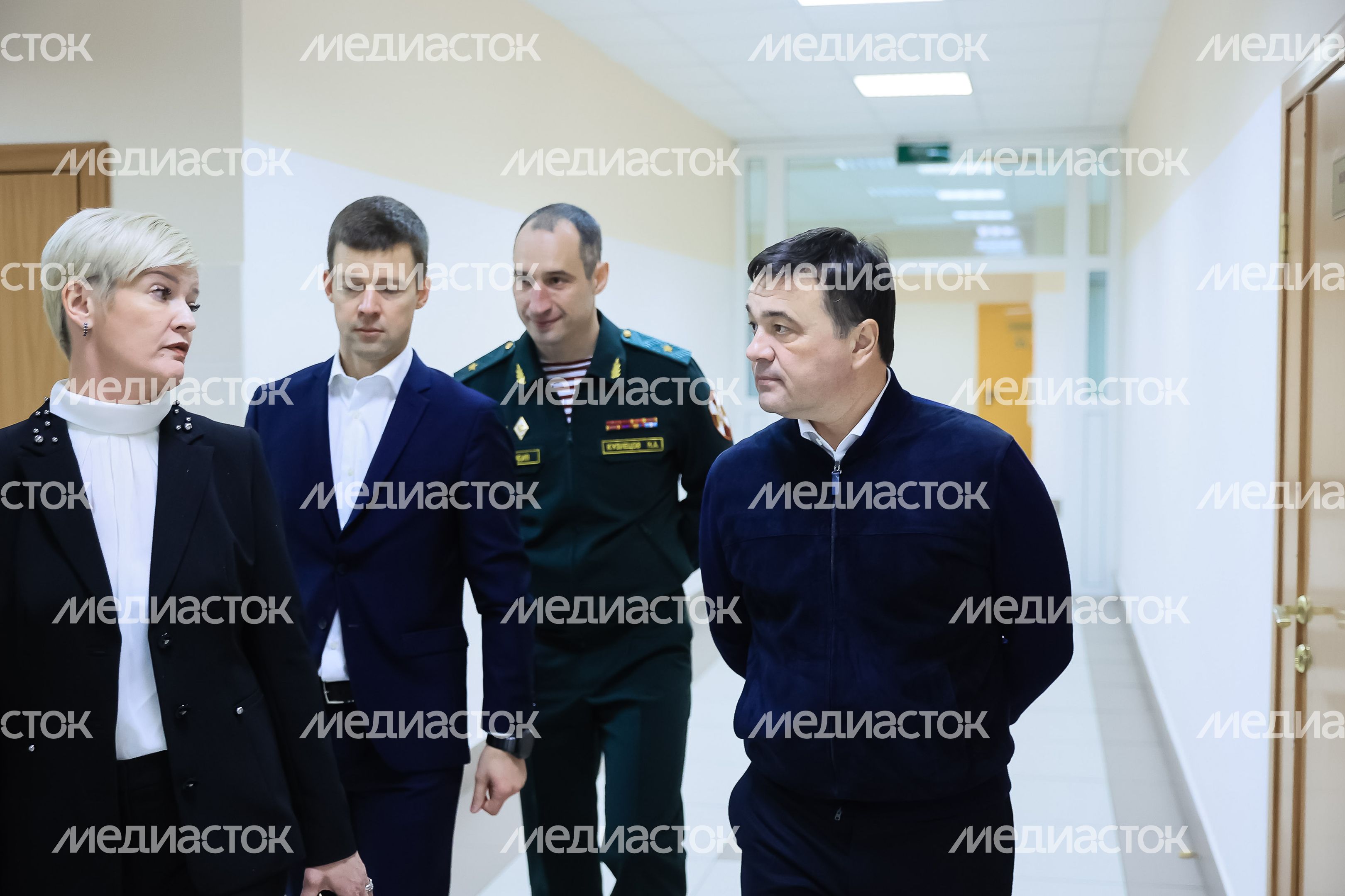 Встреча Губернатора Подмосковья со школьниками из Балашихи, чьи близкие находятся в зоне СВО
