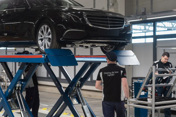 Открытие автомобильного завода Mercedes‑Benz в Подмосковье