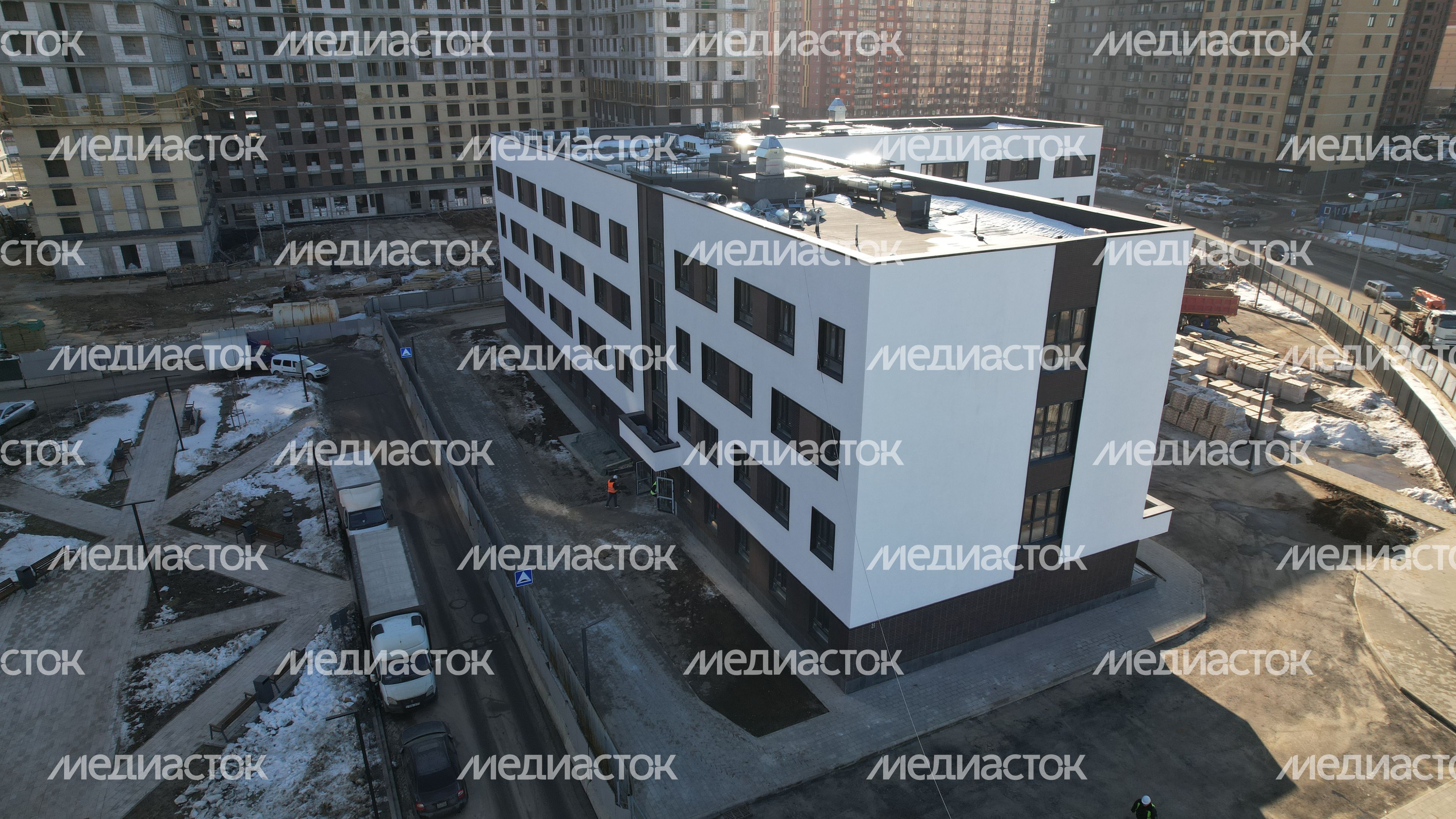 Строительство поликлиники на 540 посещений в смену в ЖК "Томилино парк" Строительство поликлиники на 540 посещений в смену в ЖК "Томилино парк"