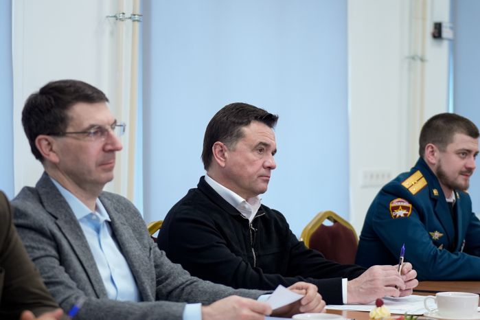 Андрей Воробьев и Игорь Щёголев встретились с финалистами программы "Герои Подмосковья"