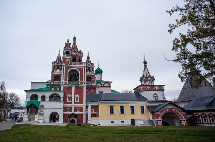 Осенние виды Саввино-Сторожевского Монастыря